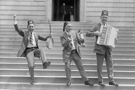 Bild dreier Musiker mit einer syrischen Cincinnati. Foto: National Photo Company Collection (Library of Congress)